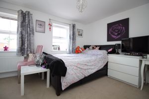 Bedroom- click for photo gallery